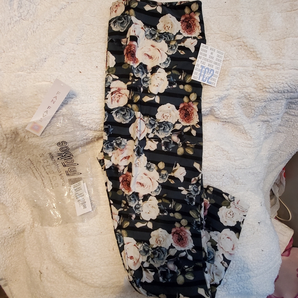 LuLaRoe Floral Black Leggings